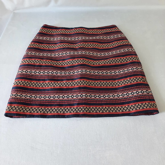 5 For $20.00 Sale Ann Taylor LOFT Aztec Print Knit Mini Pencil Skirt - Picture 3 of 8